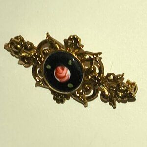 Vintage Gone Tone Brooch With Black Onyx Center Stone With Rose     19